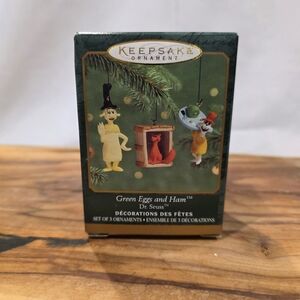Hallmark Keepsake Ornament Dr Suess  Green Eggs and Ham Set